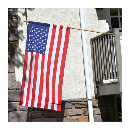 VALLEY-FORGE-Polycotton-Flag-2.5FTx4FT-588061-1.jpg