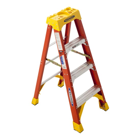 WERNER-Fiberglass-Step-Ladder-4FT-845255-1.jpg